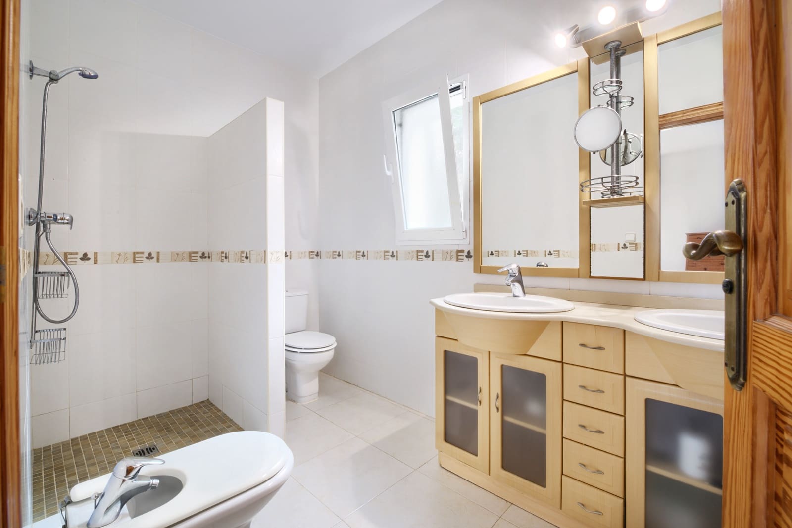 5 soverom Villa til salgs i Javea / Xabia med svømmebasseng - € 995 000 (Ref: 9175870)