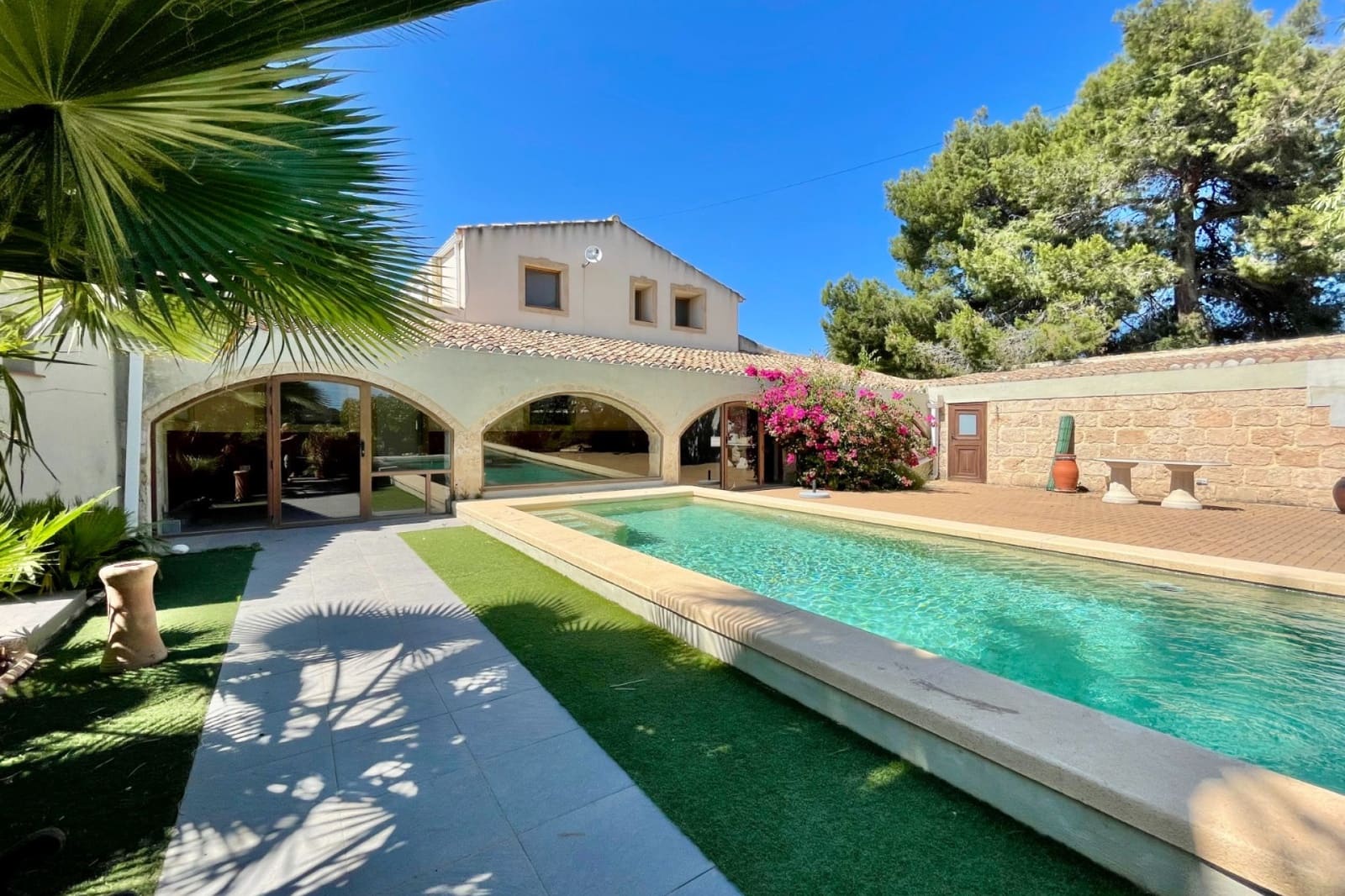 5 soveværelse Villa til salg i Javea / Xabia med swimmingpool - € 845.000 (Ref: 9175871)