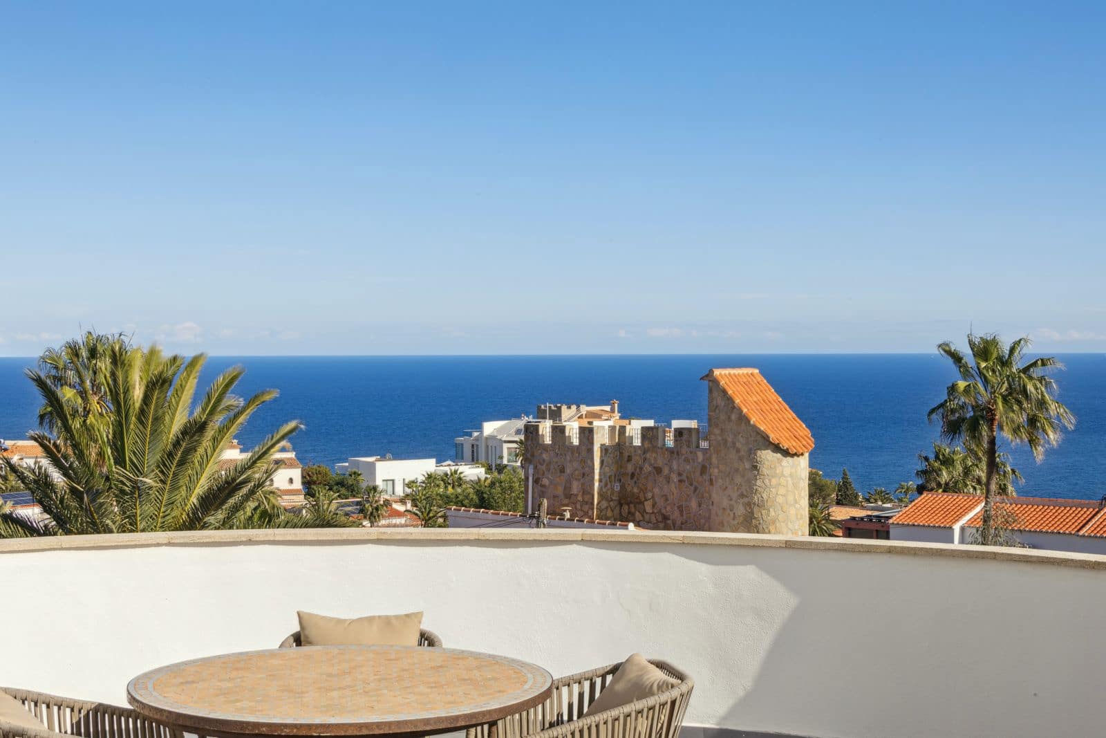 Chalet de 4 habitaciones en Javea / Xàbia en venta con piscina - 980.000 € (Ref: 9178056)