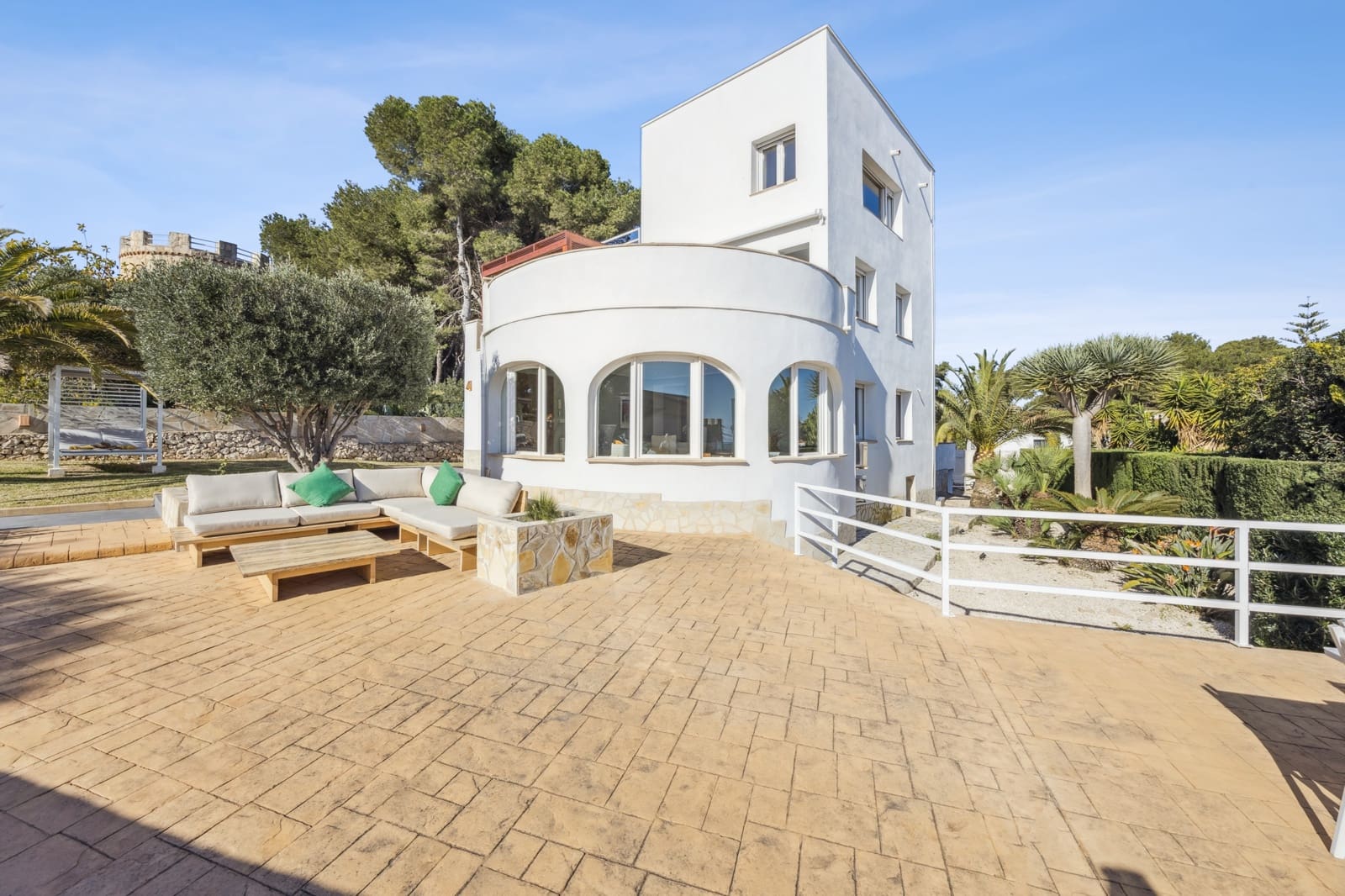 Chalet de 4 habitaciones en Javea / Xàbia en venta con piscina - 980.000 € (Ref: 9178056)