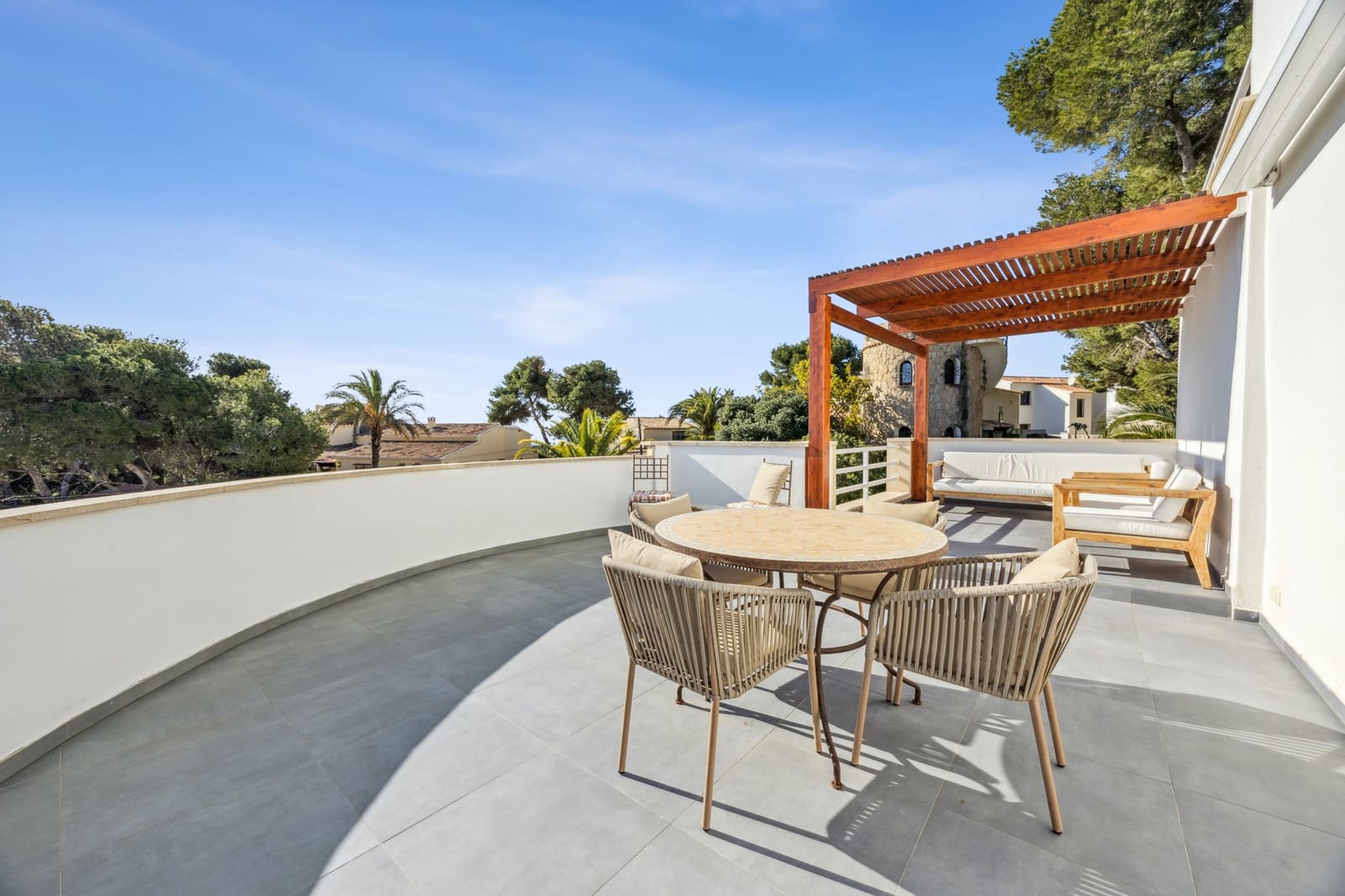 Chalet de 4 habitaciones en Javea / Xàbia en venta con piscina - 980.000 € (Ref: 9178056)