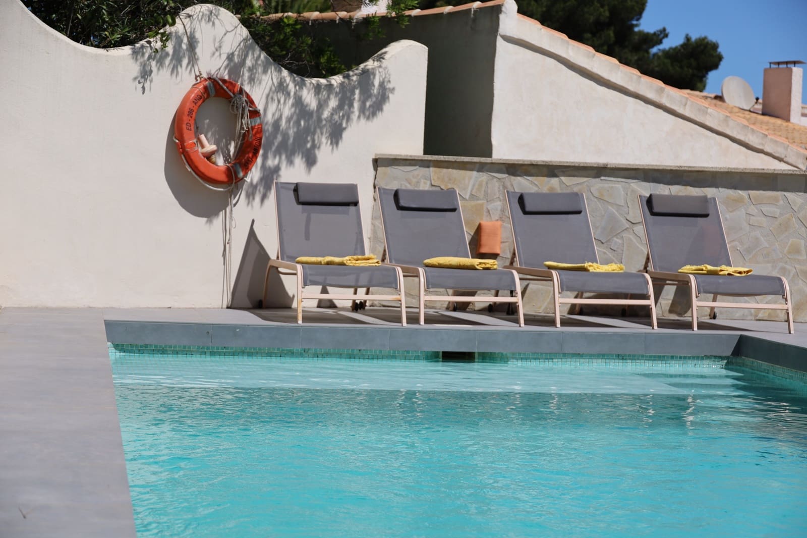 Chalet de 4 habitaciones en Javea / Xàbia en venta con piscina - 980.000 € (Ref: 9178056)