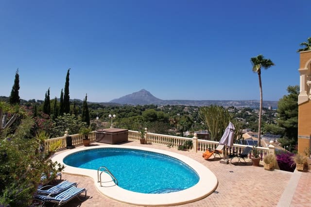 6 sovrum Villa till salu i Cap Martí - El Tossalet - Pinomar, Javea / Xàbia med pool - 1 500 000 € (Ref: 9178057)