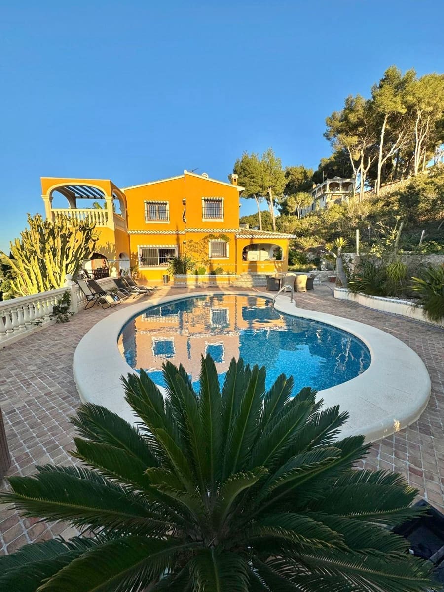 6 sovrum Villa till salu i Javea / Xabia med pool - 1 500 000 € (Ref: 9178057)