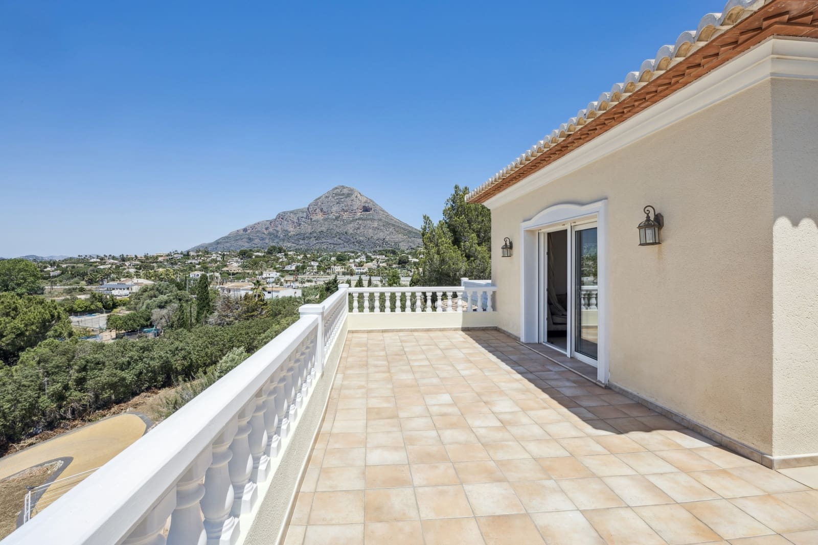4 soveværelse Villa til salg i Javea / Xabia med swimmingpool - € 849.000 (Ref: 9178062)