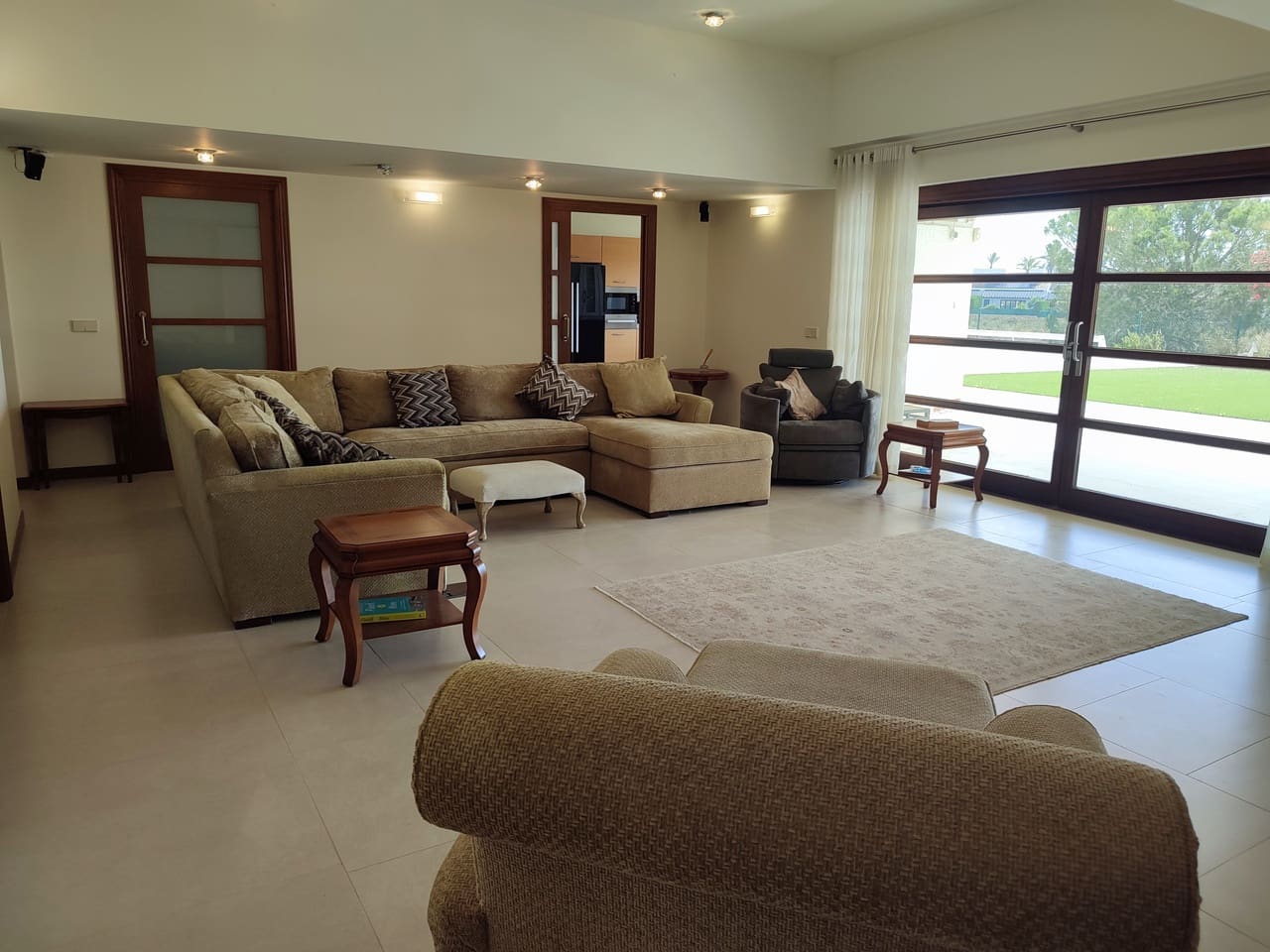 4 bedroom Villa for sale in Avileses with pool - € 995,000 (Ref: 9182077)