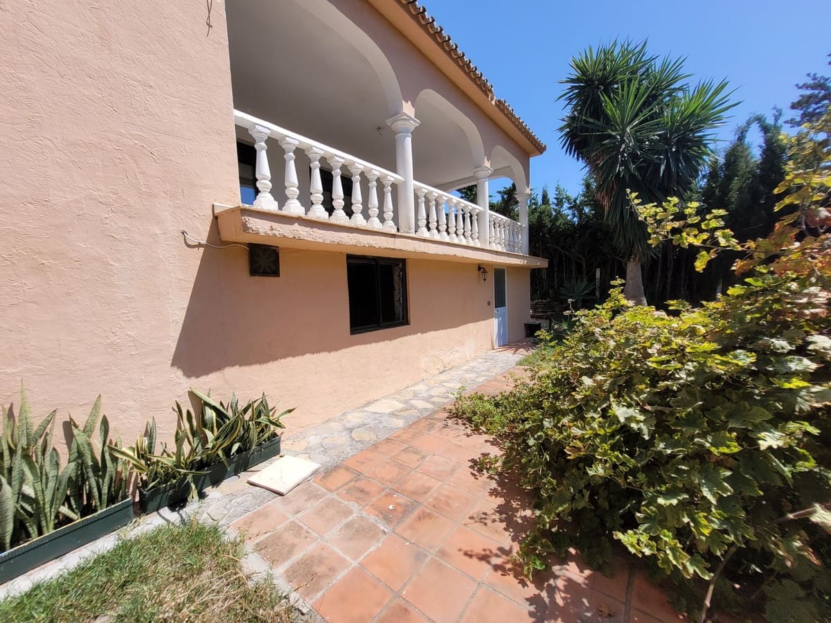 4 makuuhuone Huvila myytävänä paikassa Marbella - 925 000 € (Ref: 9182089)