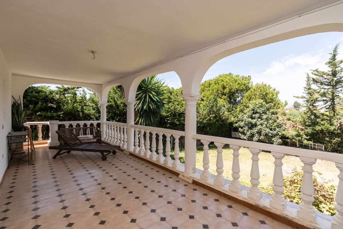 4 makuuhuone Huvila myytävänä paikassa Marbella - 925 000 € (Ref: 9182089)