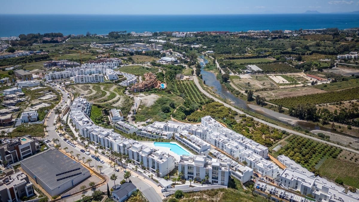 3 soveværelse Byhus til salg i Cancelada med swimmingpool - € 640.000 (Ref: 9182118)