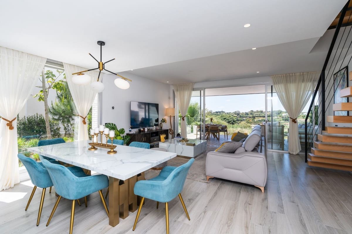 3 bedroom Townhouse for sale in Cancelada with pool - € 640,000 (Ref: 9182118)