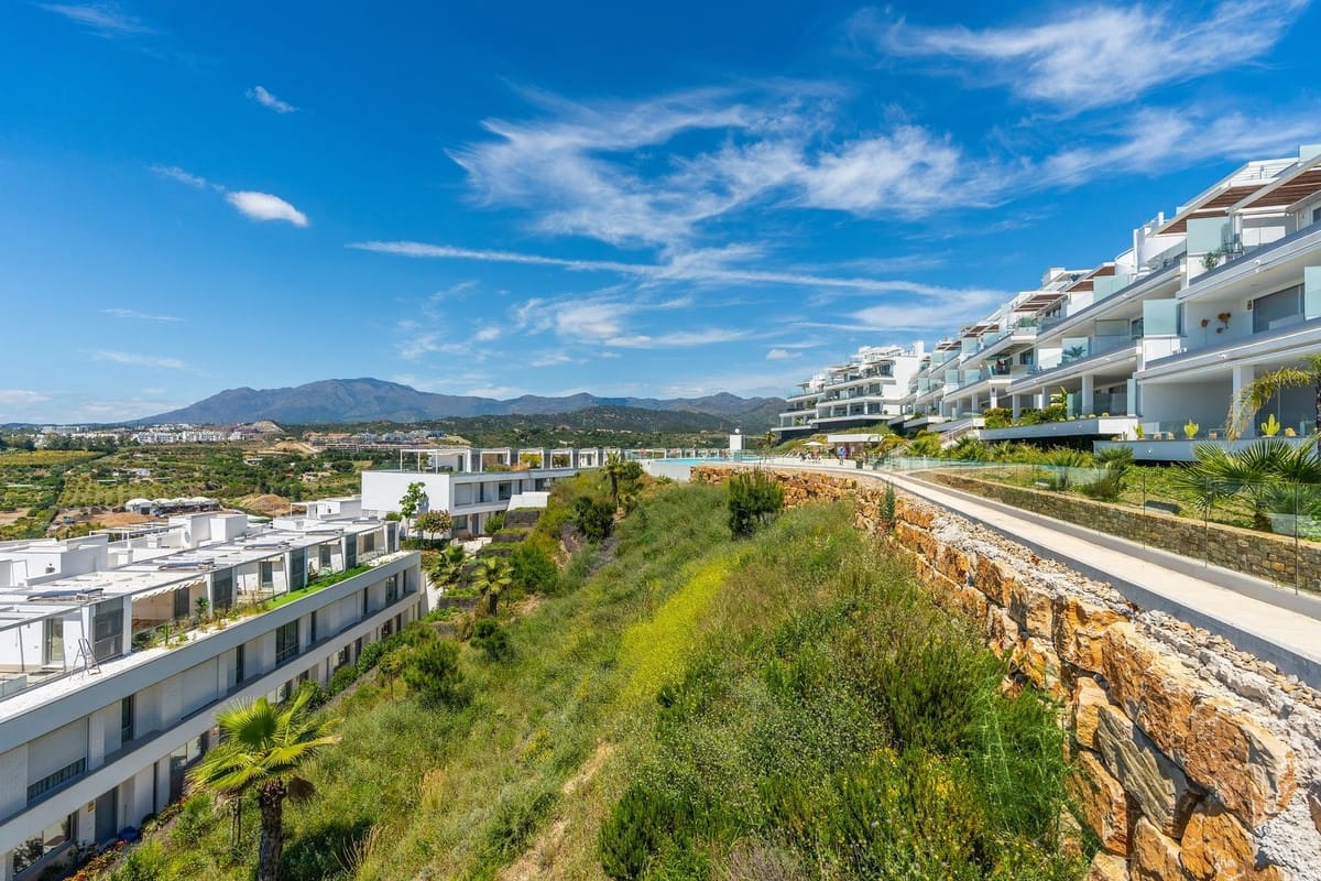 3 bedroom Townhouse for sale in Cancelada with pool - € 640,000 (Ref: 9182118)