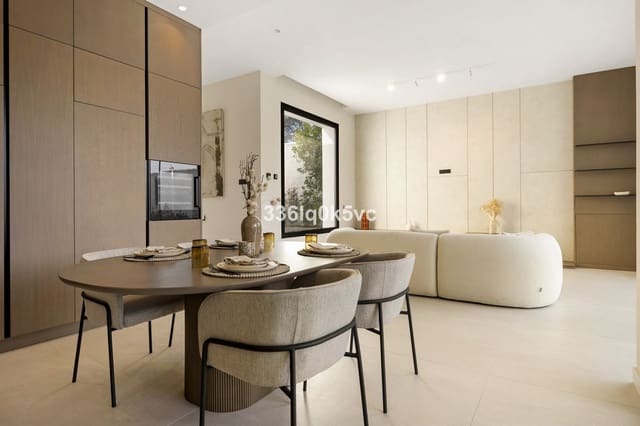 4 soveværelse Villa til salg i Zona Calvario, Estepona med swimmingpool - € 1.685.000 (Ref: 9182141)