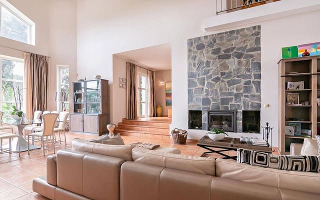 6 slaapkamer Villa te koop in Sotogrande Costa, San Roque met zwembad - € 1.850.000 (Ref: 9182167)