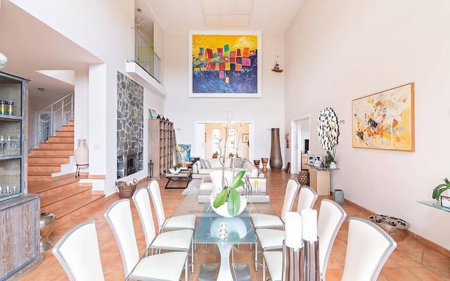 6 slaapkamer Villa te koop in Sotogrande Costa, San Roque met zwembad - € 1.850.000 (Ref: 9182167)