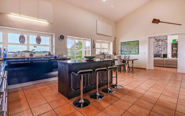 6 slaapkamer Villa te koop in Sotogrande Costa, San Roque met zwembad - € 1.850.000 (Ref: 9182167)