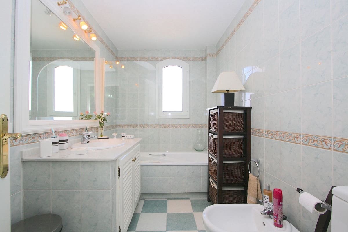 4 soverom Hus til salgs i Fuengirola med svømmebasseng - € 1 050 000 (Ref: 9182200)