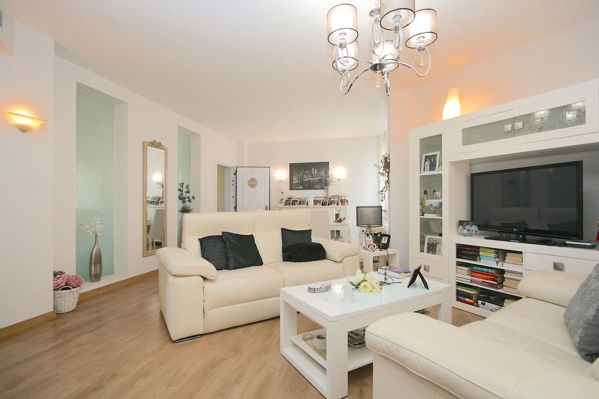 4 soverom Hus til salgs i Fuengirola med svømmebasseng - € 1 050 000 (Ref: 9182200)