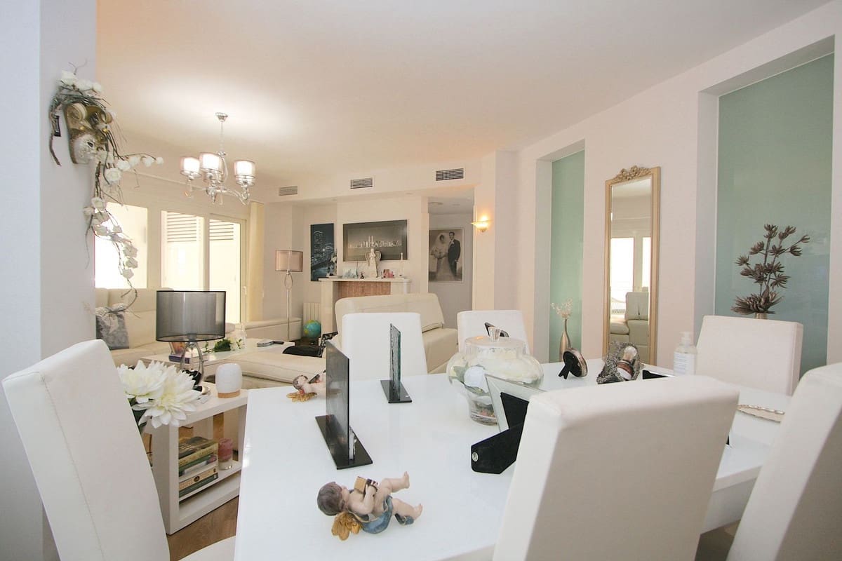 4 soverom Hus til salgs i Fuengirola med svømmebasseng - € 1 050 000 (Ref: 9182200)