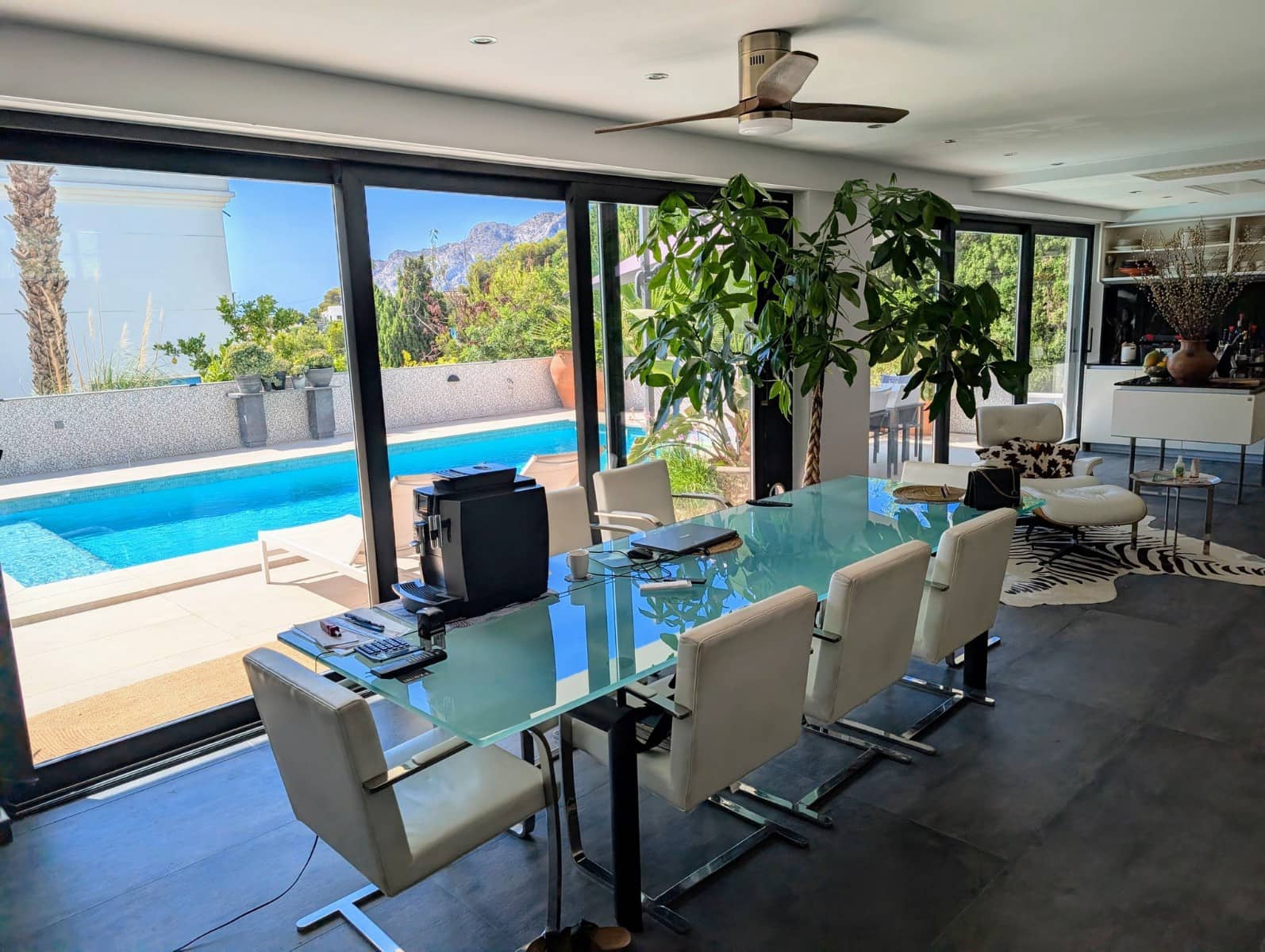 Willa na sprzedaż w Calpe / Calp z basenem garażem - 1 600 000 € (Ref: 9182209)