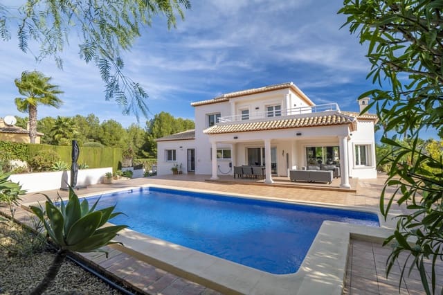 3 soveværelse Villa til salg i Partides comunes - Adsubia, Javea / Xàbia med swimmingpool - € 899.000 (Ref: 9182221)