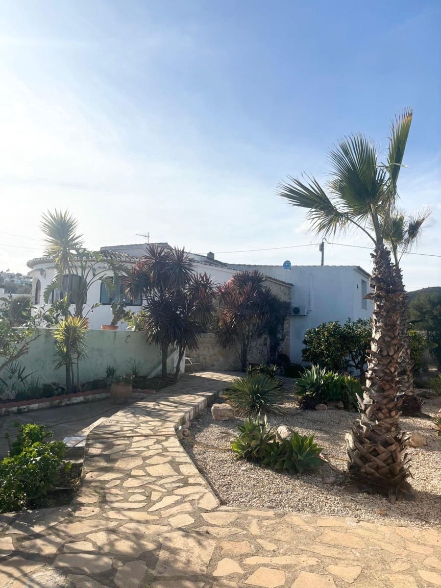 4 slaapkamer Finca/Landhuis te koop in Benitachell / Benitatxell - € 675.000 (Ref: 9182229)