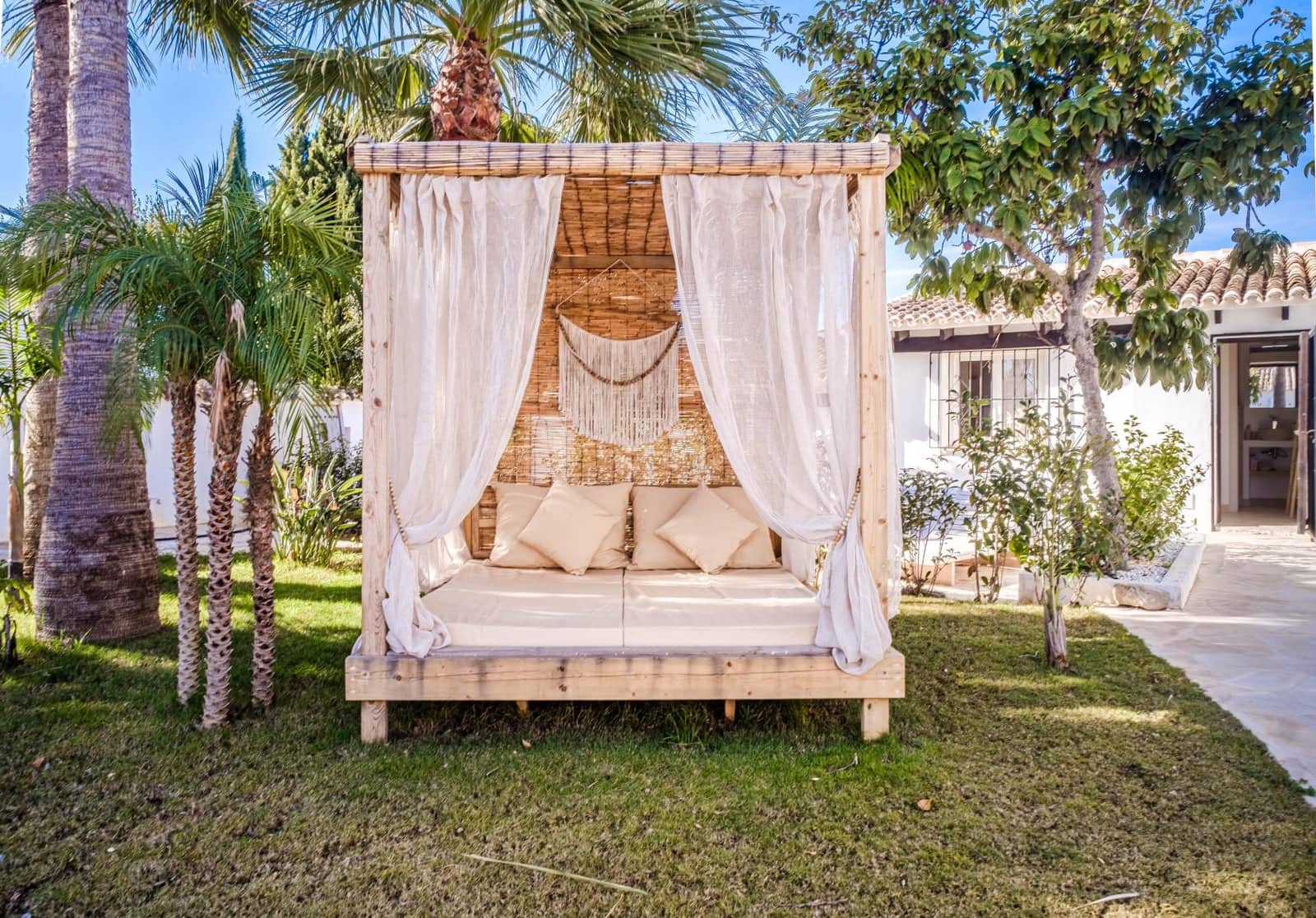 5 slaapkamer Villa te koop in Denia met zwembad - € 1.550.000 (Ref: 9182232)