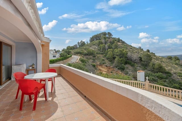 4 soveværelse Villa til salg i Partida Tosal - Zona del Castellans, Javea / Xàbia med swimmingpool - € 795.000 (Ref: 9182234)