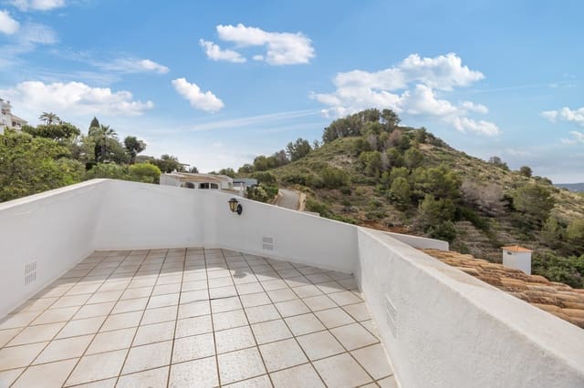 4 soveværelse Villa til salg i Partida Tosal - Zona del Castellans, Javea / Xàbia med swimmingpool - € 795.000 (Ref: 9182234)