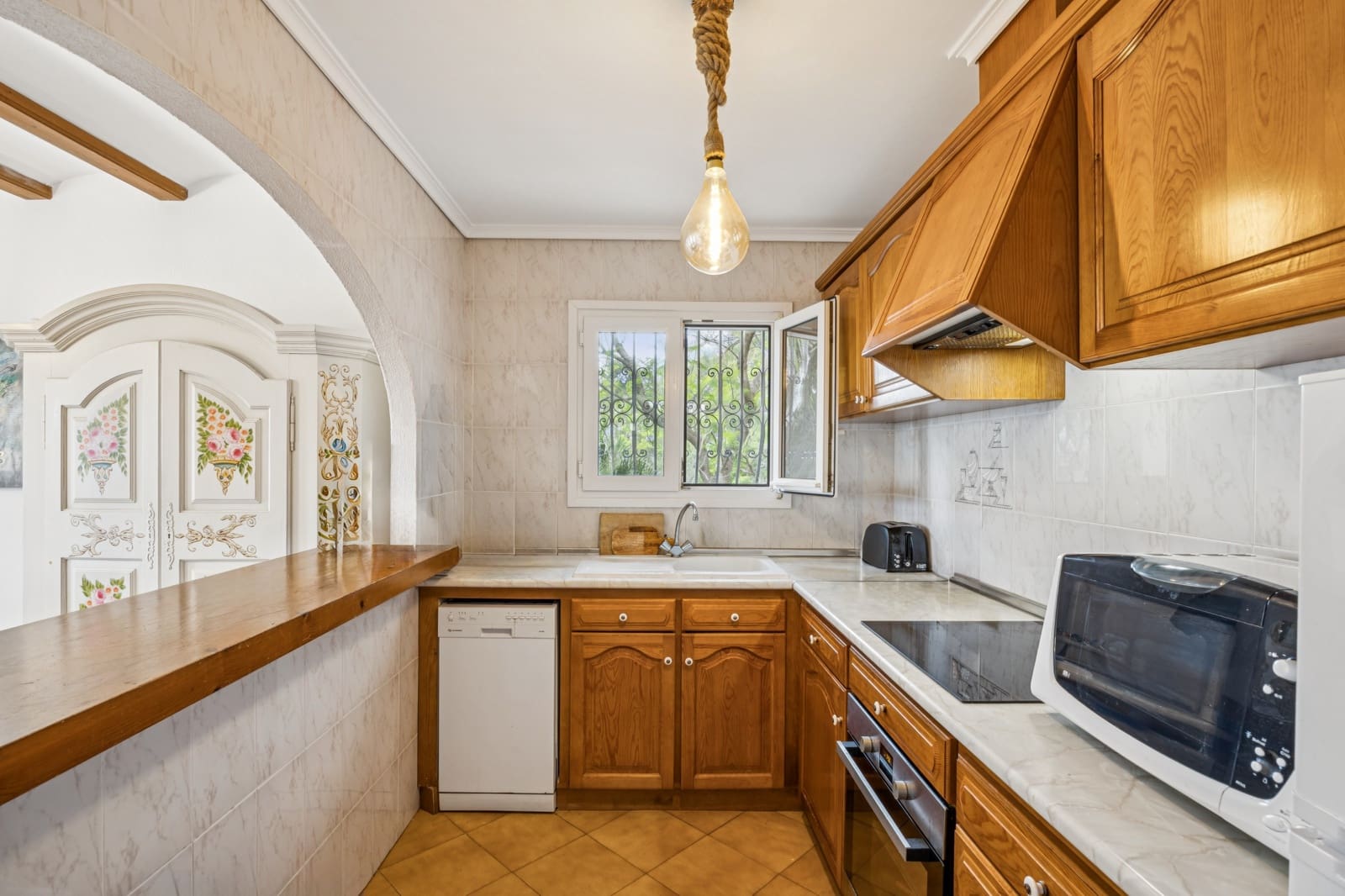 4 slaapkamer Villa te koop in Denia - € 595.000 (Ref: 9182239)