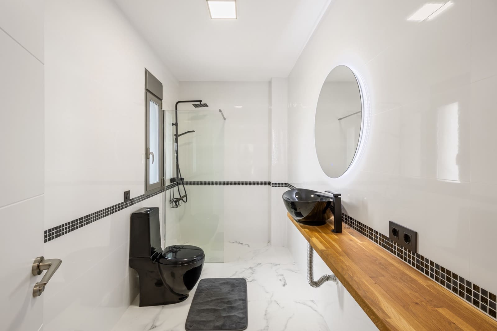 4 quarto Moradia para venda em La Nucia com piscina - 1 495 000 € (Ref: 9182243)