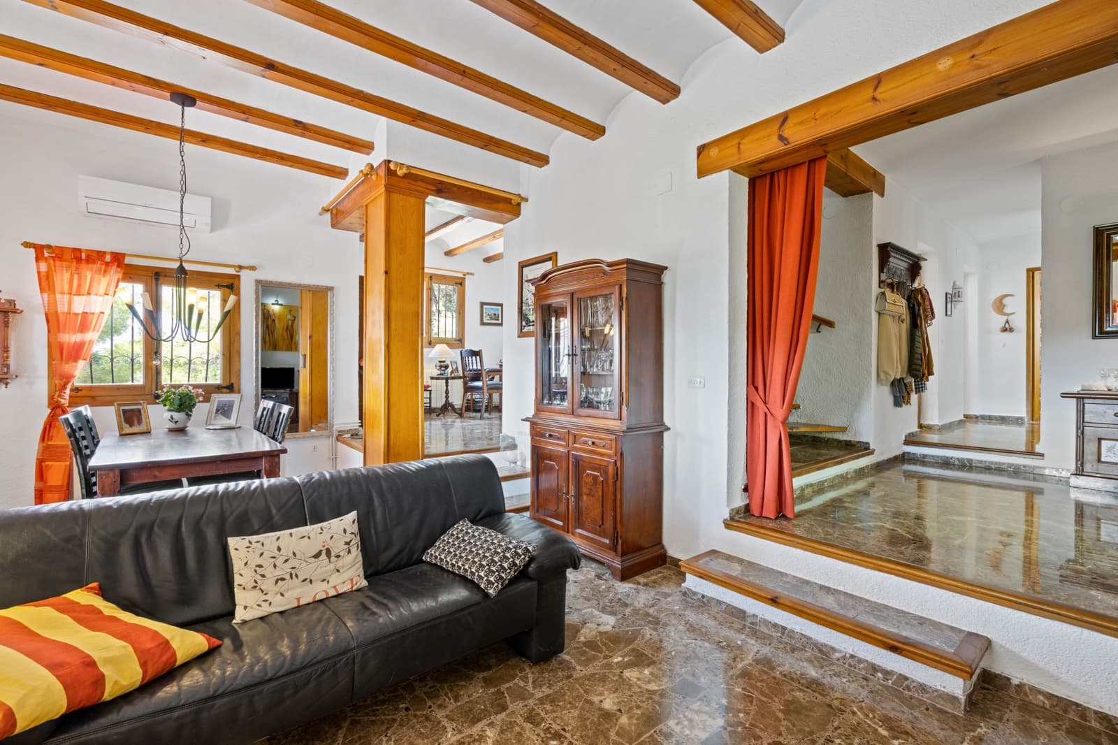 4 soveværelse Villa til salg i Javea / Xabia med garage - € 749.000 (Ref: 9182251)