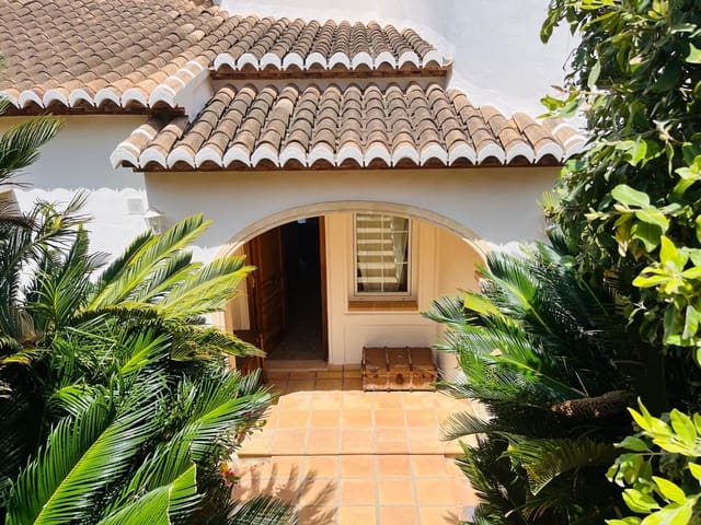 5 bedroom Villa for sale in La Granadella  - Costa Nova, Javea / Xàbia - € 1,450,000 (Ref: 9182253)