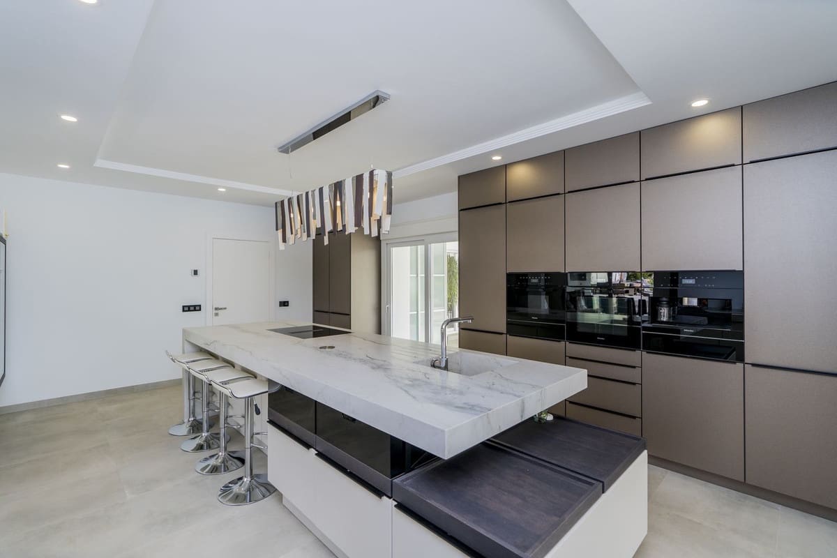 10 soveværelse Villa til salg i Atalaya-Isdabe med swimmingpool - € 4.200.000 (Ref: 9182264)