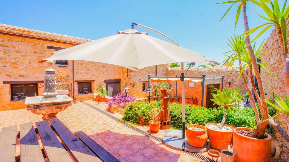 8 quarto Quinta/Casa Rural para venda em Benissa - 1 445 000 € (Ref: 9182273)