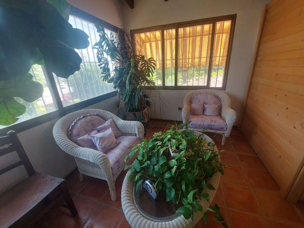 5 bedroom Villa for sale in Albir with pool garage - € 1,695,000 (Ref: 9182281)