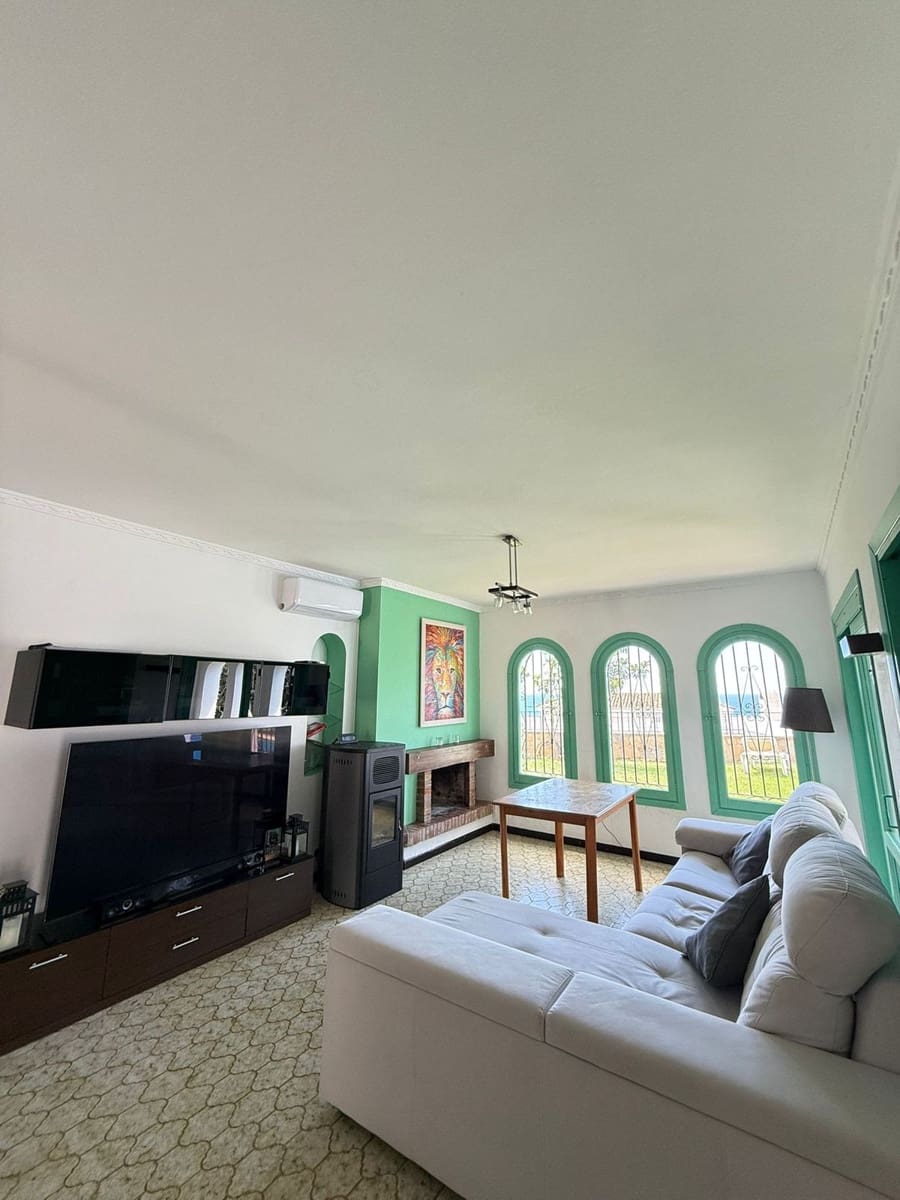 2 bedroom Villa for sale in Torremuelle with pool - € 845,000 (Ref: 9182287)