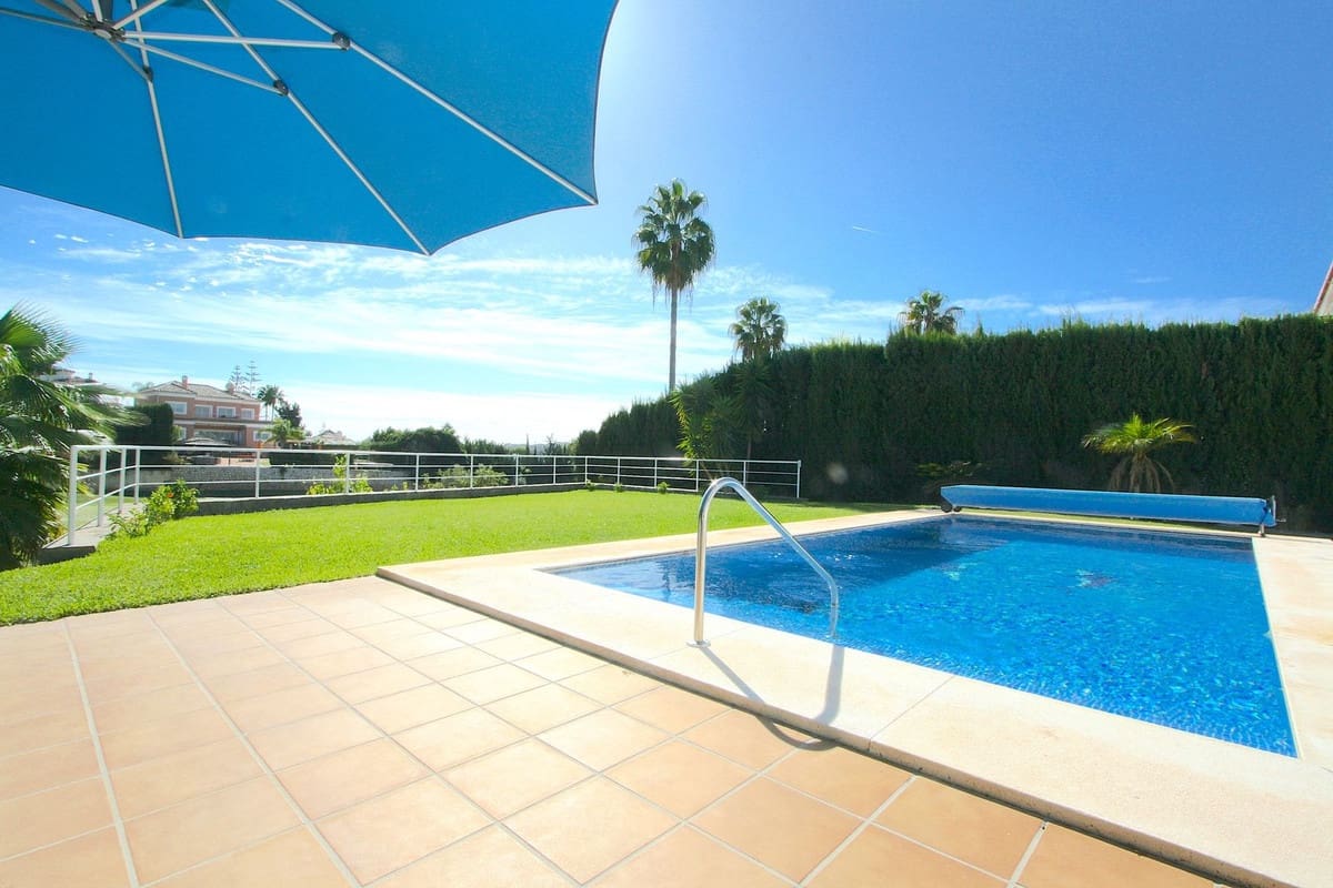 5 soveværelse Villa til salg i Mijas Golf med swimmingpool - € 1.250.000 (Ref: 9182294)