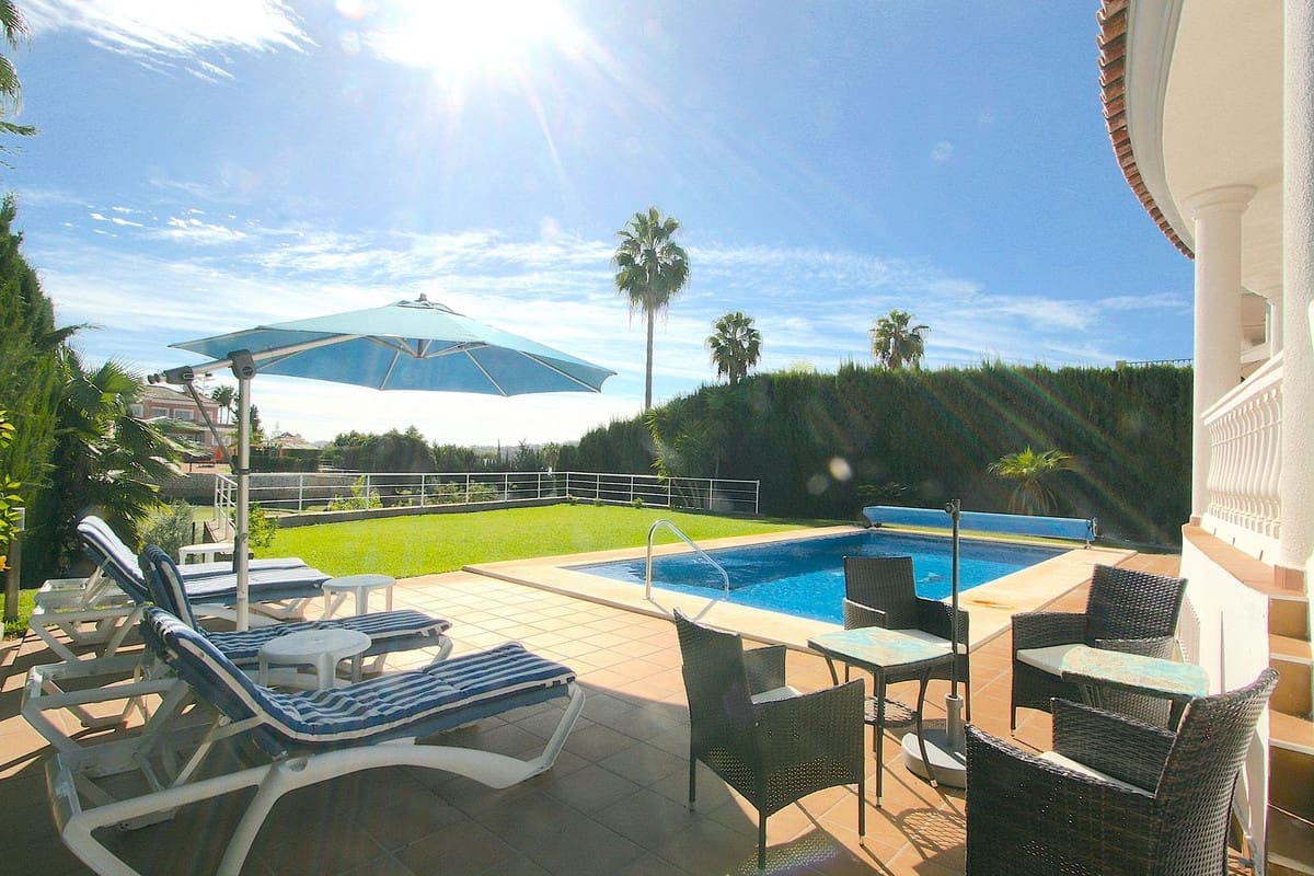5 soveværelse Villa til salg i Mijas Golf med swimmingpool - € 1.250.000 (Ref: 9182294)