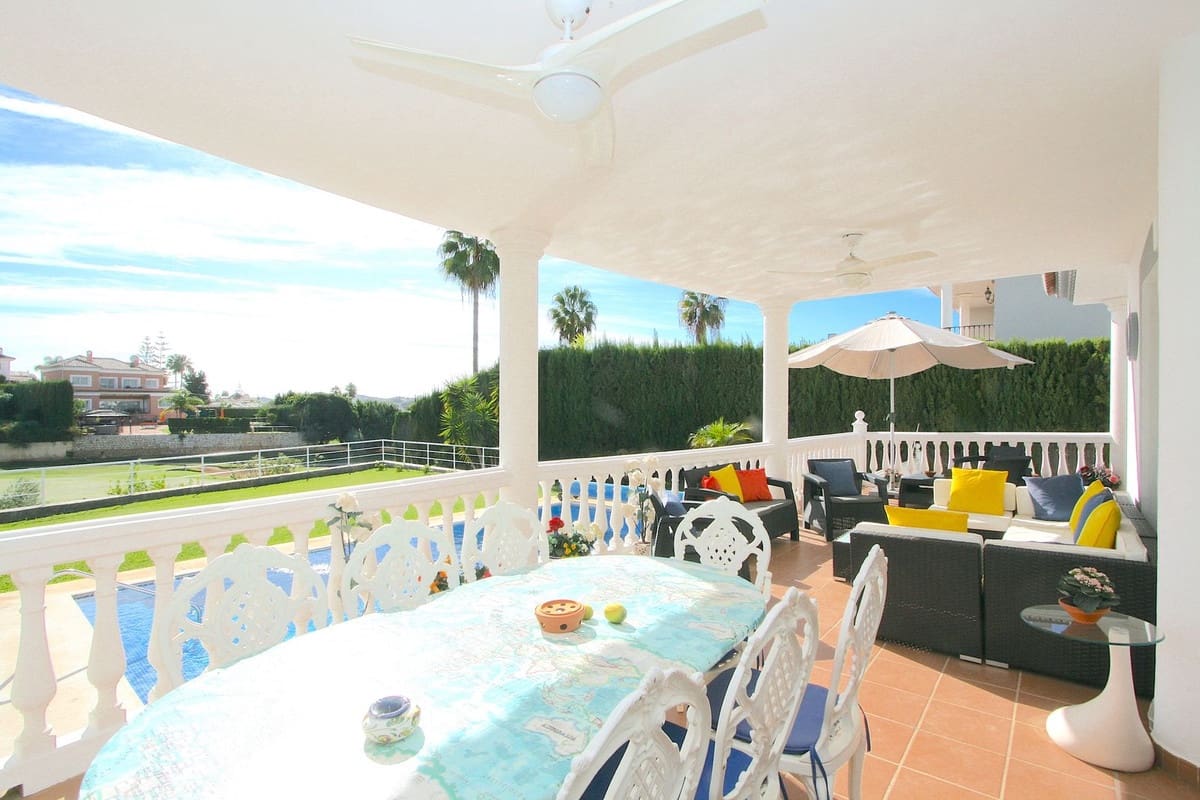 5 soveværelse Villa til salg i Mijas Golf med swimmingpool - € 1.250.000 (Ref: 9182294)