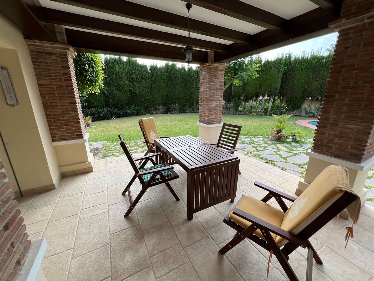 4 bedroom Villa for sale in Campo Mijas with pool - € 745,000 (Ref: 9182295)