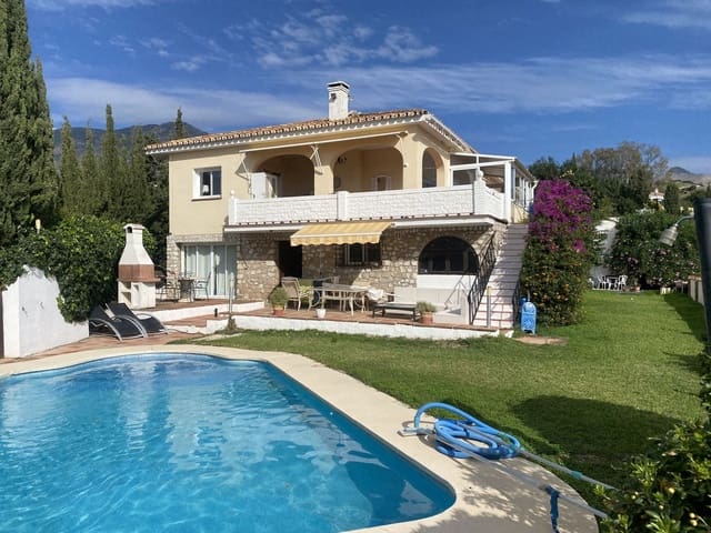 5 slaapkamer Villa te koop in Mijas pueblo, Mijas met zwembad - € 895.000 (Ref: 9182331)