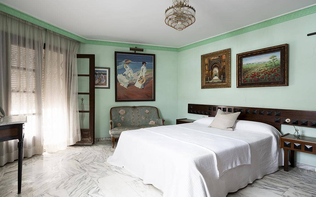 8 soverom Hus til salgs i San Pedro de Alcantara - € 849 500 (Ref: 9182343)