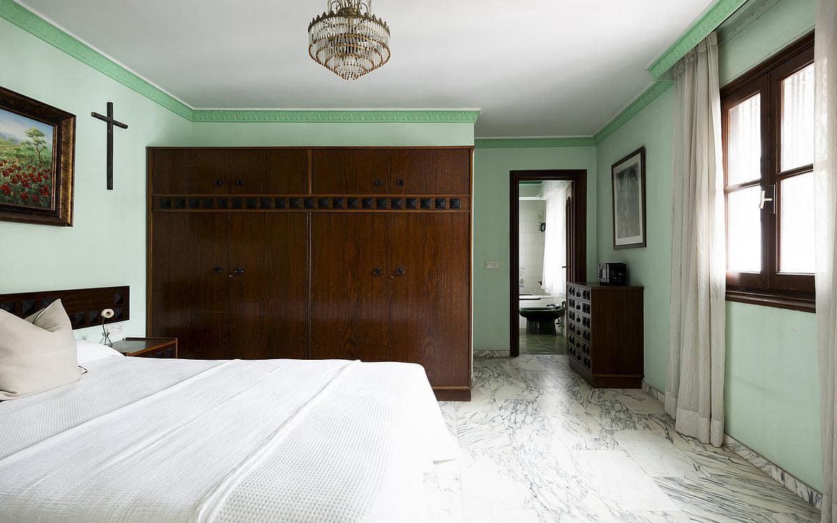 8 soverom Hus til salgs i San Pedro de Alcantara - € 849 500 (Ref: 9182343)