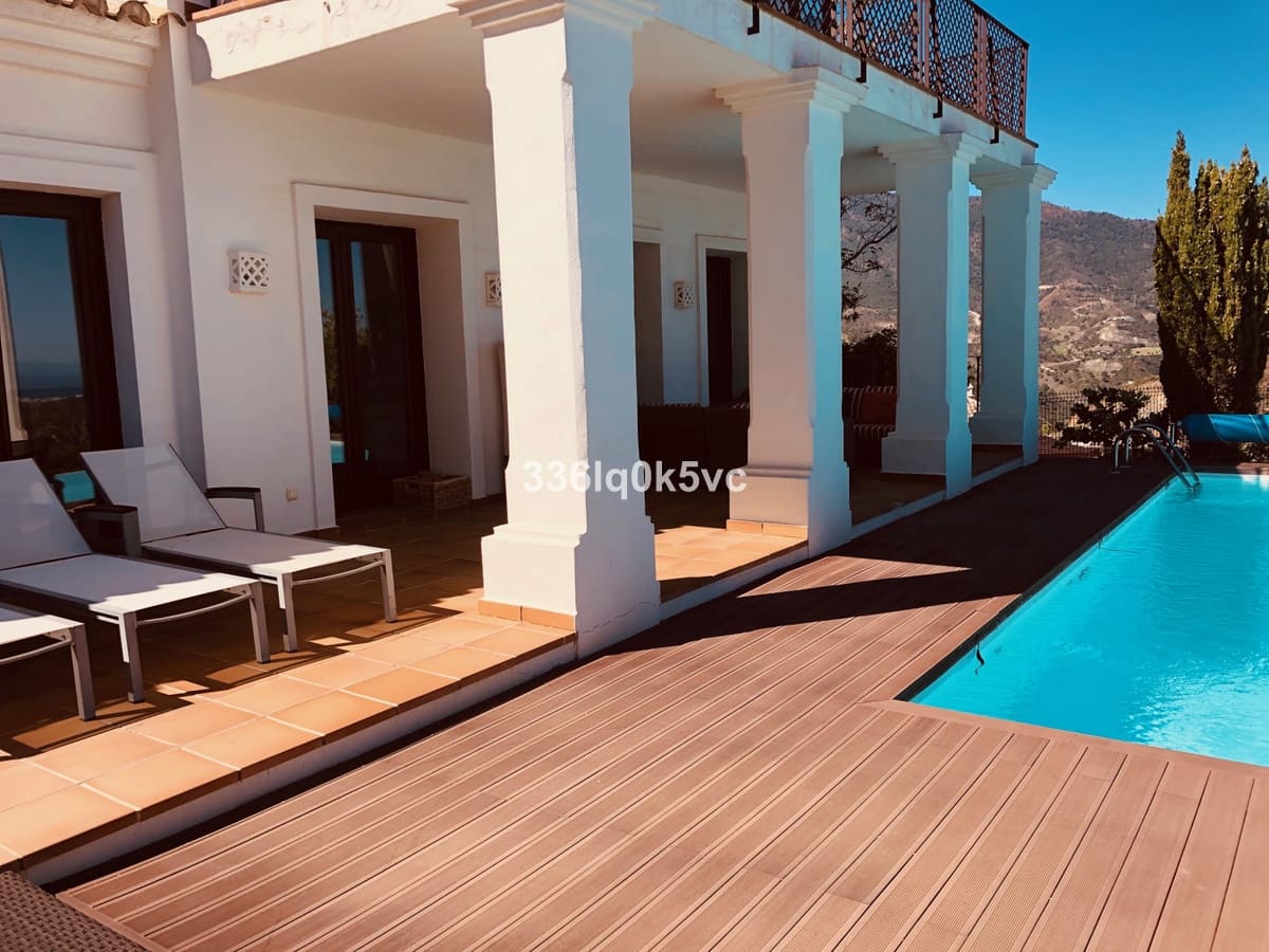 5 slaapkamer Villa te koop in Benahavis met zwembad - € 1.795.000 (Ref: 9182352)