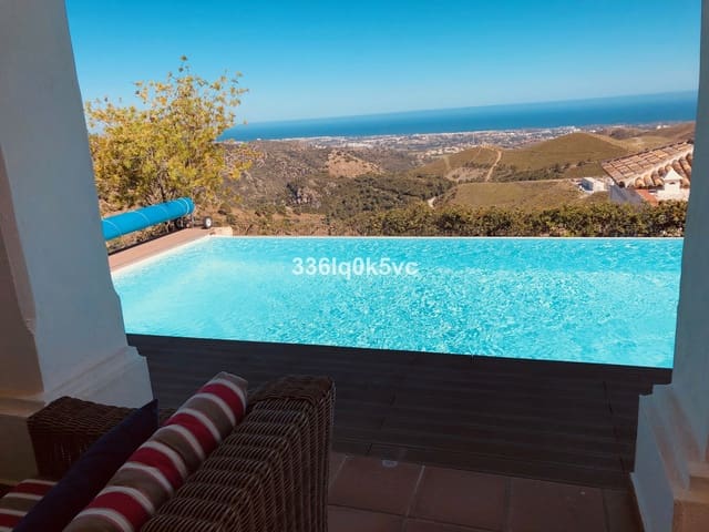 5 slaapkamer Villa te koop in Benahavís pueblo, Benahavís met zwembad - € 1.795.000 (Ref: 9182352)