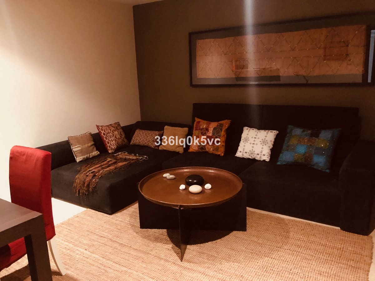 5 slaapkamer Villa te koop in Benahavis met zwembad - € 1.795.000 (Ref: 9182352)