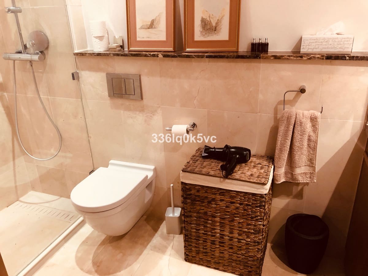 5 slaapkamer Villa te koop in Benahavis met zwembad - € 1.795.000 (Ref: 9182352)