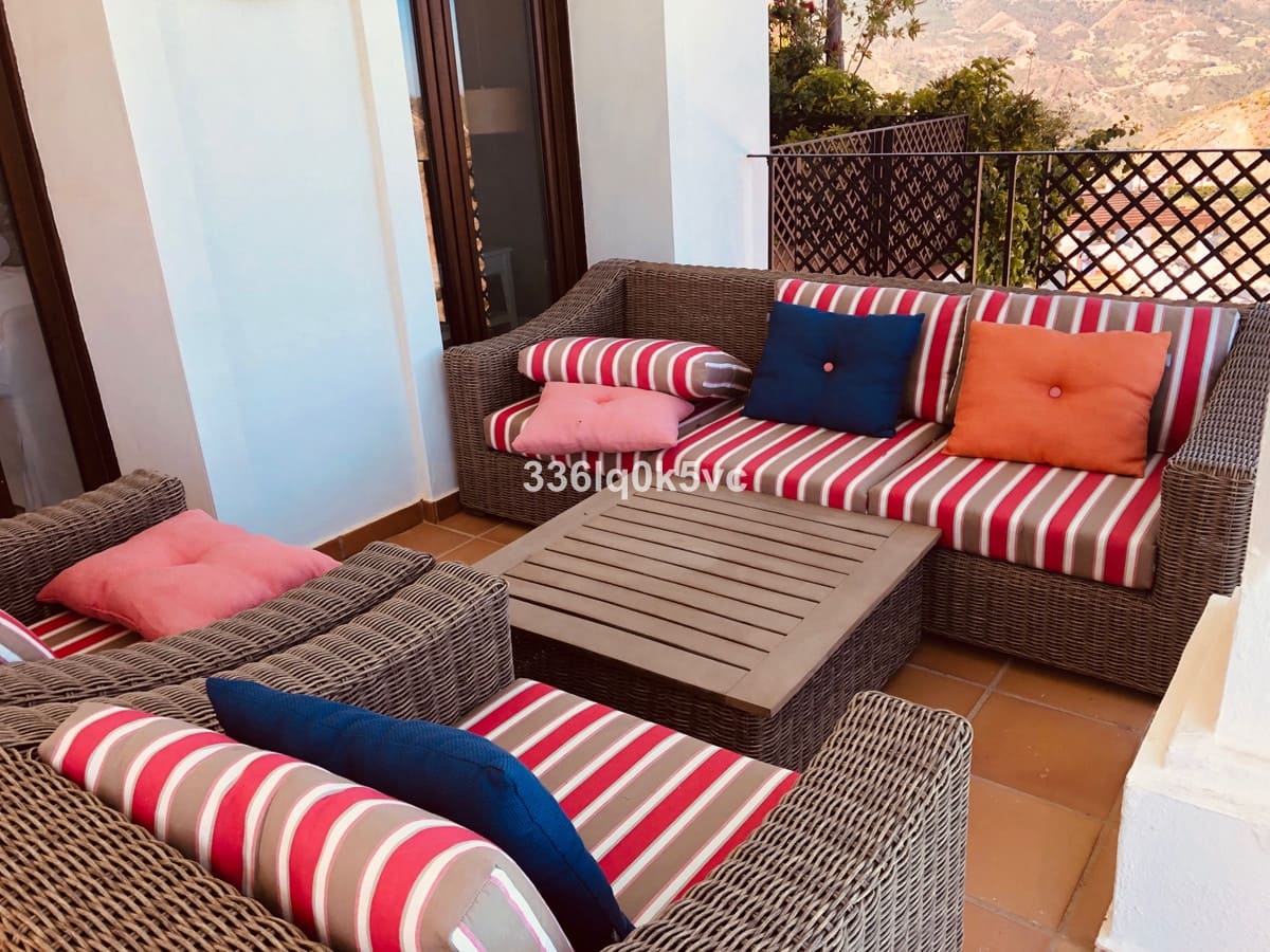 5 slaapkamer Villa te koop in Benahavis met zwembad - € 1.795.000 (Ref: 9182352)