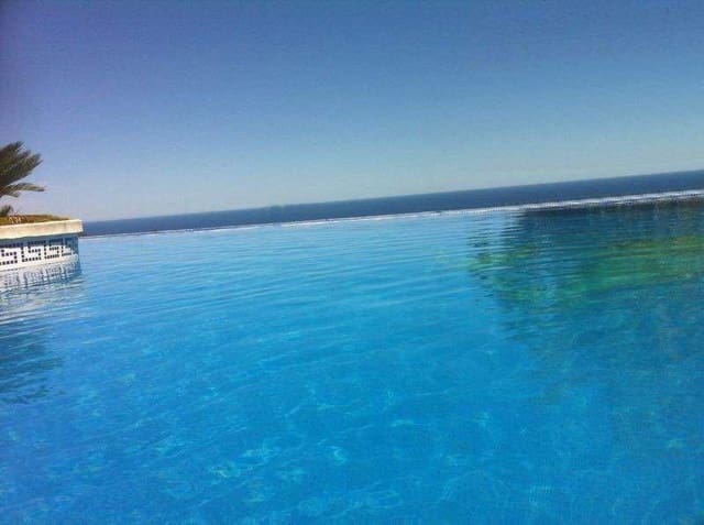 4 makuuhuone Huvila myytävänä paikassa Canuta, Calpe / Calp mukana uima-altaan 
autotalli - 1 250 000 € (Ref: 9182389)