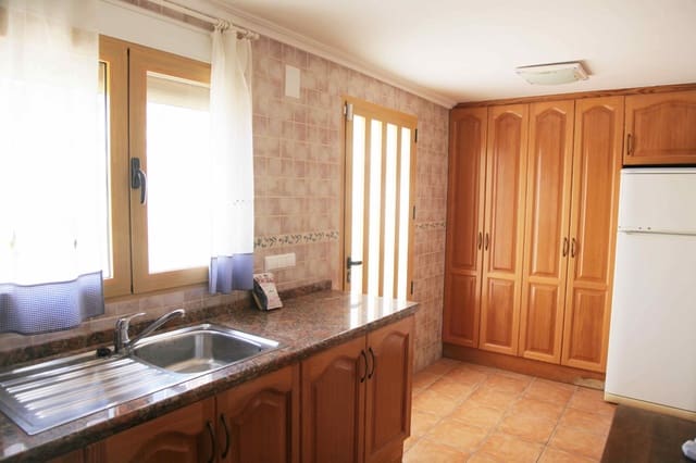 5 makuuhuone Huvila myytävänä paikassa Canuta, Calpe / Calp mukana uima-altaan 
autotalli - 650 000 € (Ref: 9182402)